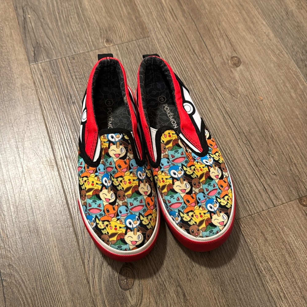 Pokémon Shoes 👟